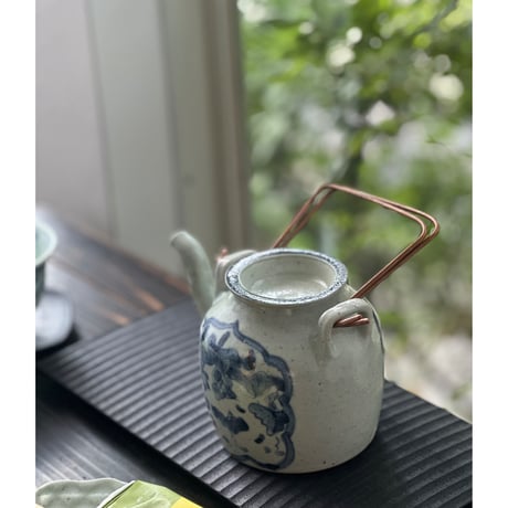染付花文土瓶大 /  吉田崇昭