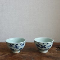 染付碗なり茶杯 /  吉田崇昭