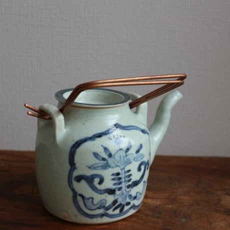 染付花文土瓶大 /  吉田崇昭