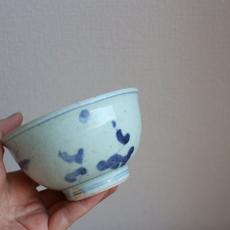 染付茶碗  /  吉田崇昭