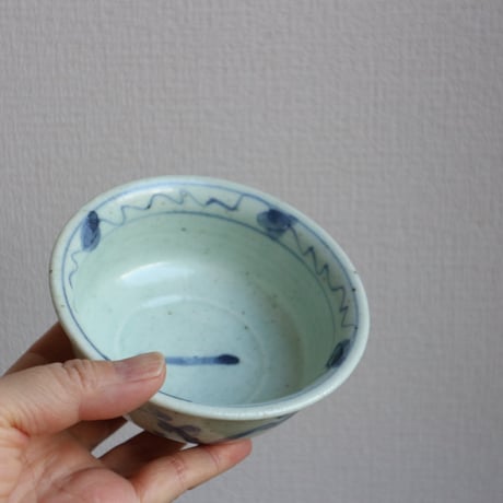 染付碗低  /  吉田崇昭