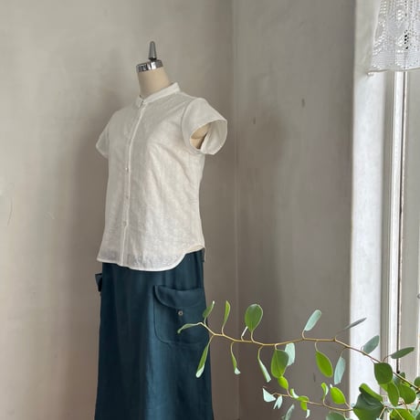 レモングラスシャツ　コットンローン　クレマチス刺繡　01-26312-0298