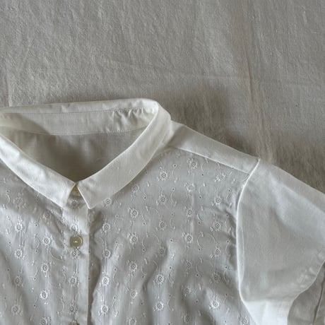 レモングラスシャツ　コットンローン　クレマチス刺繡　01-26312-0298