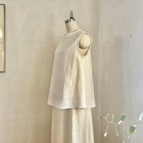 フォルストップ　コットンローン　ワッシャー玉刺繍　キナリ　01-26313-0395