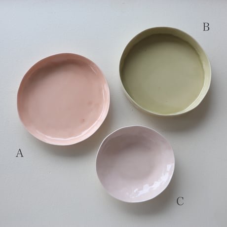 藤本羊子　小皿（ピンク、グリーン）