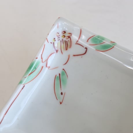 古川 桜　紅白椿　四方豆皿