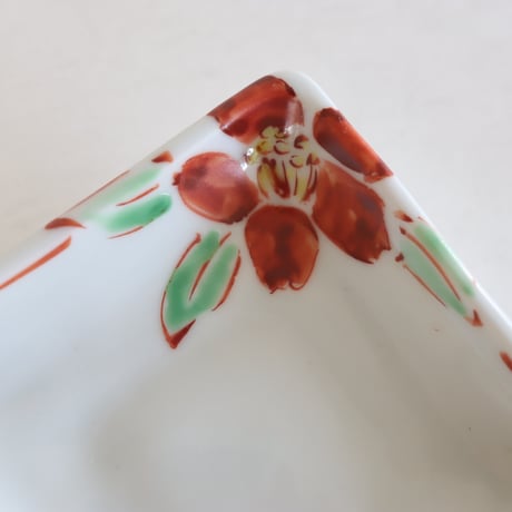 古川 桜　紅白椿　四方豆皿