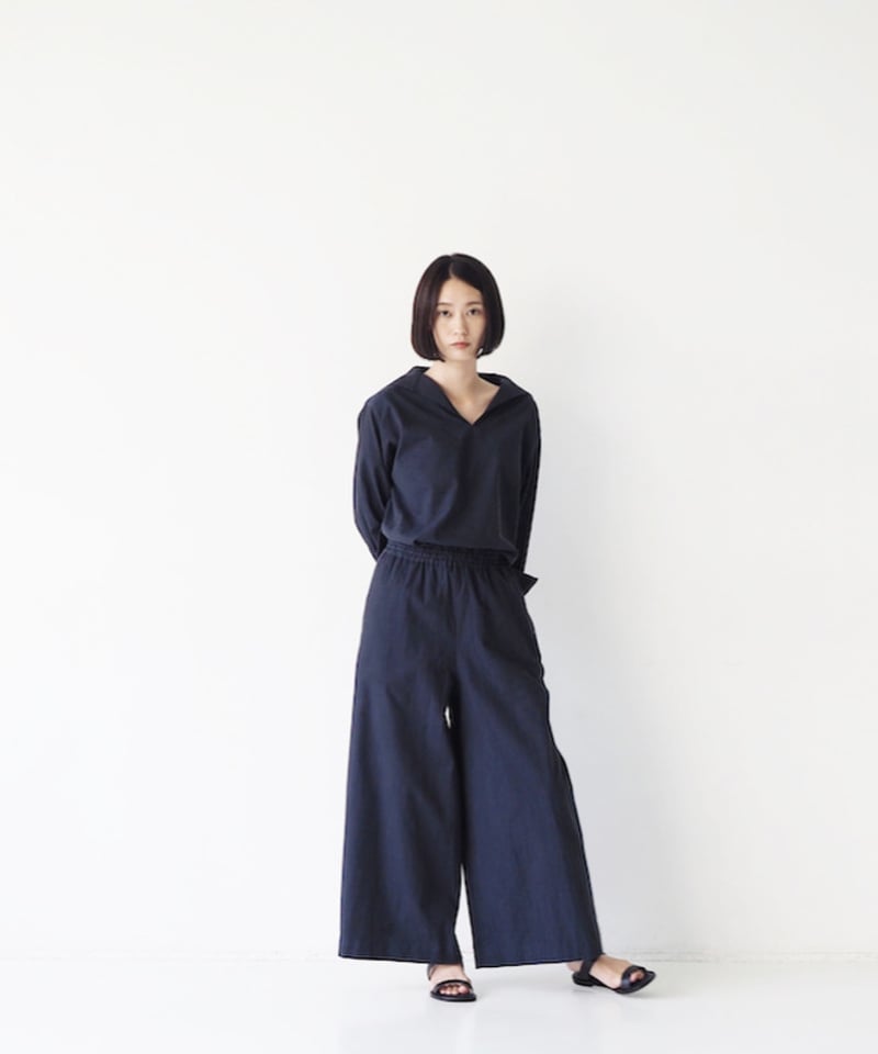 MHL. セーラーカラーシャツ　コットンリネン　比翼仕立　ネイビー　2022s fruits of life>キュプラセーラーカラーシャツ / 留紺色(ネイビー) | fr