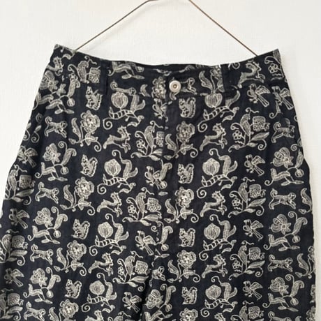 qiri  Arcadia embroidery denim pants ・navy×beige
