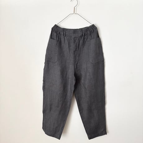 Hands of creation 40/-Linen 綾織り黒染めオーバーダイ サイドポケット バレルパンツ