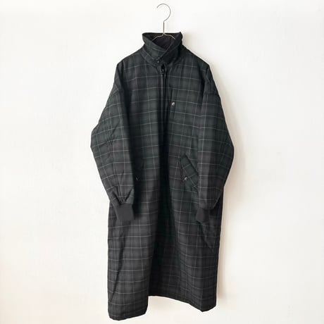 TISSU ナイロンキルティング（発熱中綿）リバーシブルコート