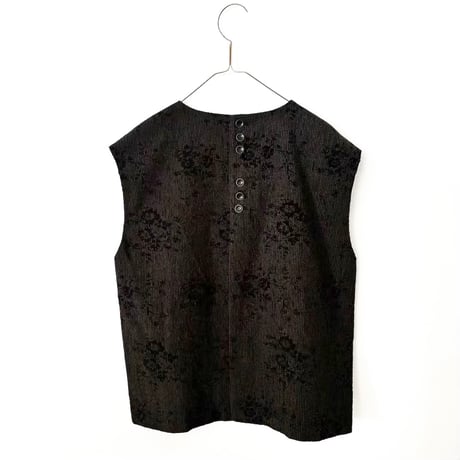 qiri  antique mall yarn  jacquard vest・dark brown