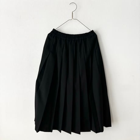 HAU  pleated skirt"Lecee"
