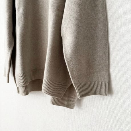 Hands of creation  スーパーファインメリノ 8Gホールガーメント クルーネックプルオーバー