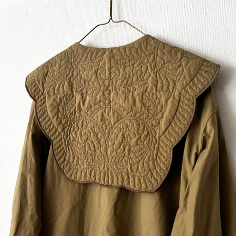 qiri  trapunto quilt collar blouse・beige