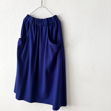 atelier naruse ウールポンチョ ギャザースカート　blue