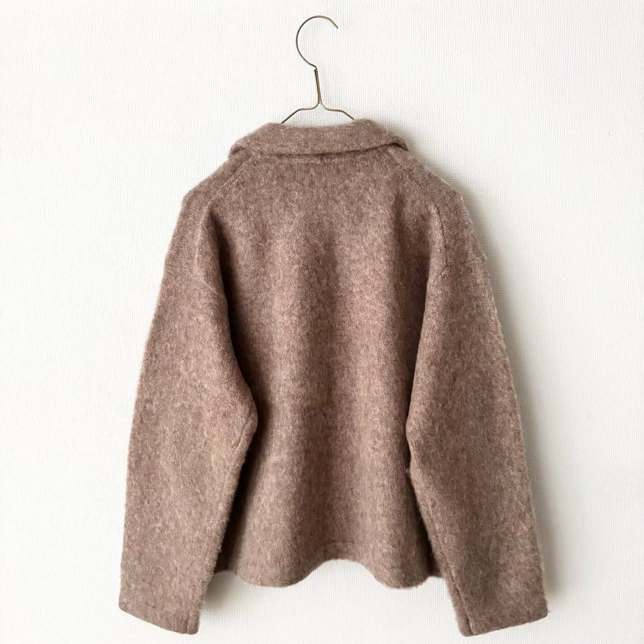 6abb3aee867f4a379a5e2e81