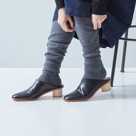 atelier naruse  merino wool plane middle socks