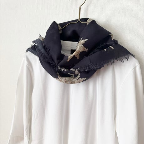 オールドマンズテーラー  BISCUIT GAUZE SHAWL・Navy