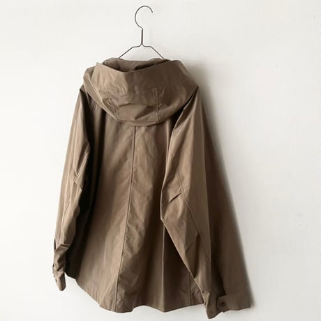 OUVERT ポリエステルナイロン 割繊ウェザーヴィンテージタンブラー撥水加工フーディージャケット