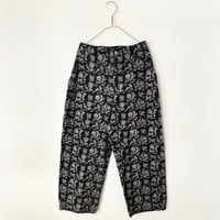 qiri  Arcadia embroidery denim pants ・navy×beige