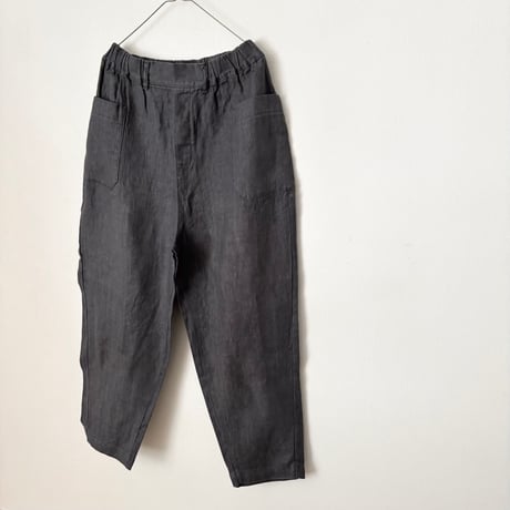 Hands of creation 40/-Linen 綾織り黒染めオーバーダイ サイドポケット バレルパンツ