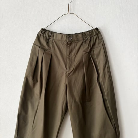 UNIVERSAL TISSU  コットンツイル サイドタックパンツ