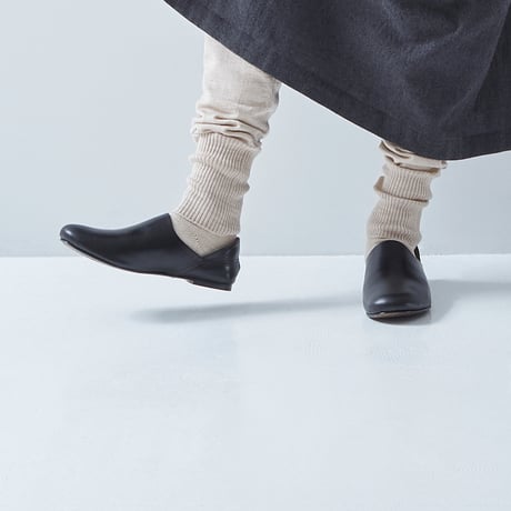 atelier naruse  merino wool plane middle socks