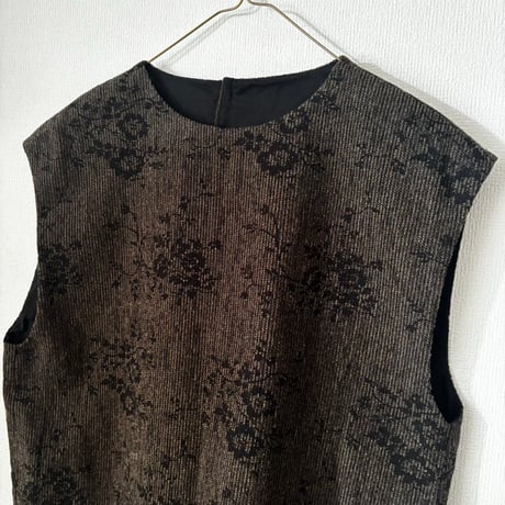 qiri  antique mall yarn  jacquard vest・dark brown