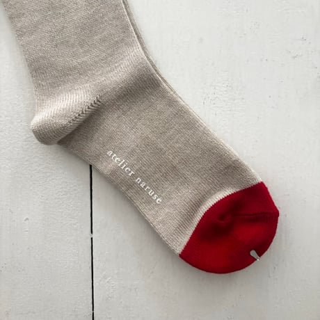 atelier naruse  merino wool plane middle socks