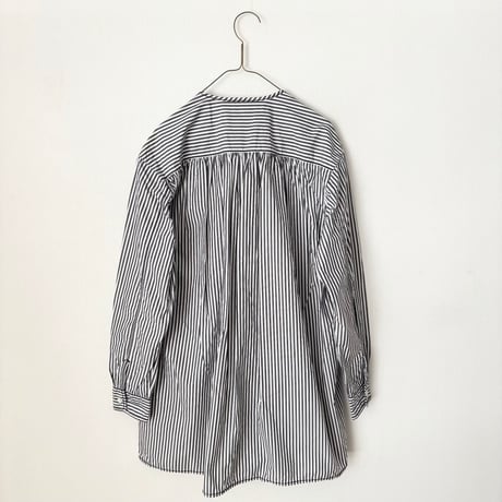 homspun タイプライター ノーカラーロングシャツ・ストライプ