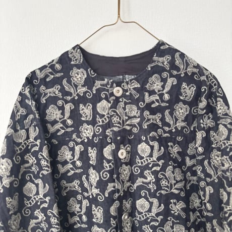 qiri  Arcadia embroidery denim jacket ・navy×beige