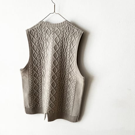 NATURAL LAUNDRY　2/16 メリノケーブル ベスト
