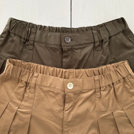 UNIVERSAL TISSU  コットンツイル サイドタックパンツ