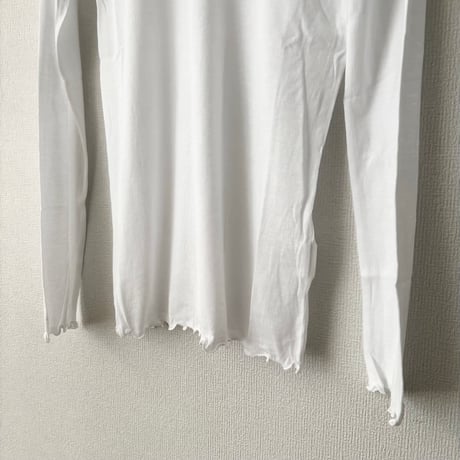 Hands of creation シアーハイツイストフライス タートルネックプルオーバー