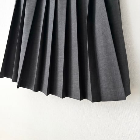 HAU  pleated skirt"Lecee"