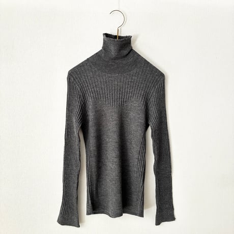 GASA＊ To exist 存在すること タートルニット