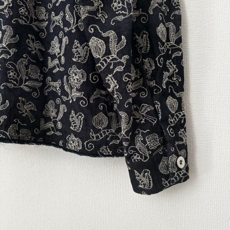 qiri  Arcadia embroidery denim jacket ・navy×beige