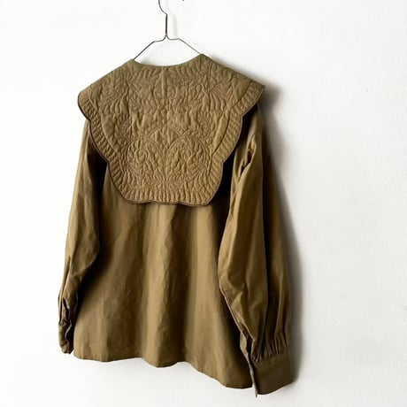 qiri  trapunto quilt collar blouse・beige