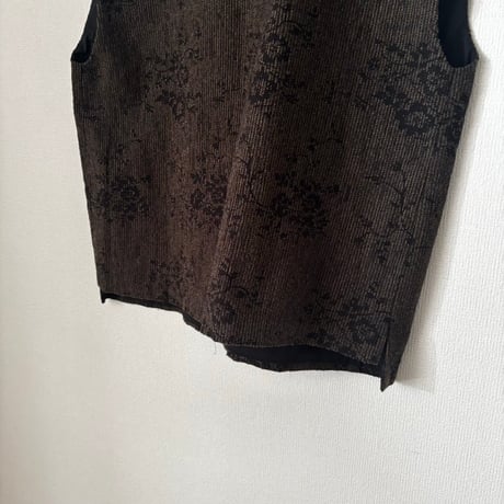 qiri  antique mall yarn  jacquard vest・dark brown