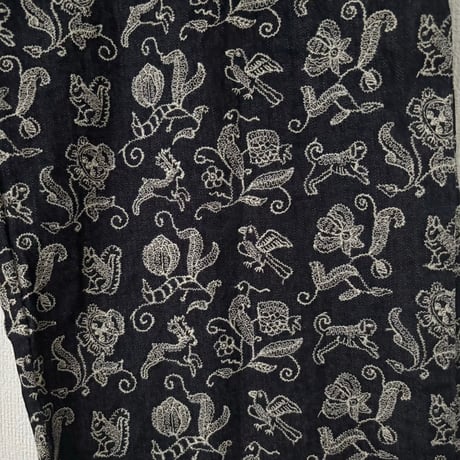 qiri  Arcadia embroidery denim pants ・navy×beige