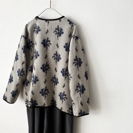 qiri　sarasa raised jacquard cardigan