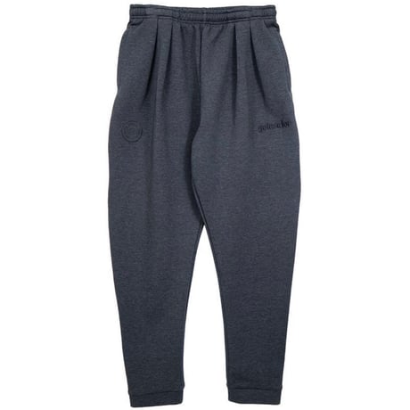 goleador 高密度ドライスウェット 2タックテーパードスリムパンツ