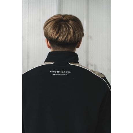 SOCCERJUNKY 26Paingerman Half-Zip フリーストップ