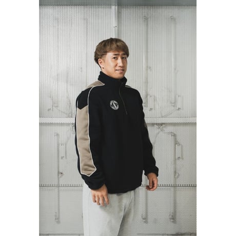 SOCCERJUNKY 26Paingerman Half-Zip フリーストップ