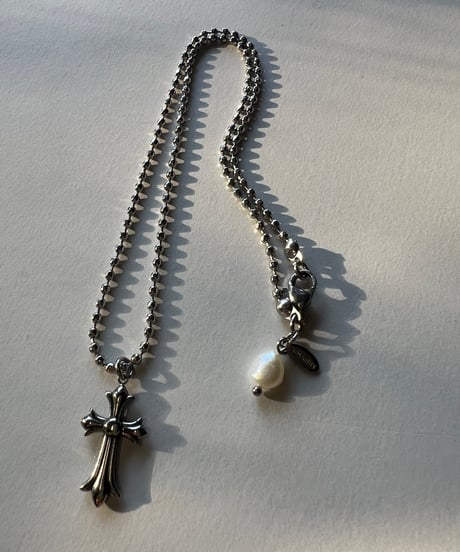 cross pearl necklace