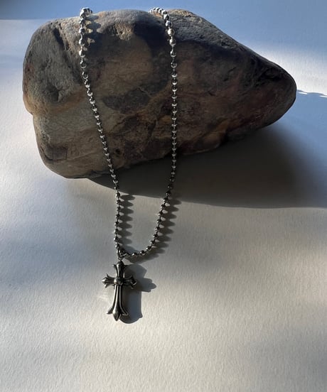 cross pearl necklace