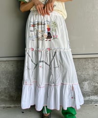 remake embroidery skirt A