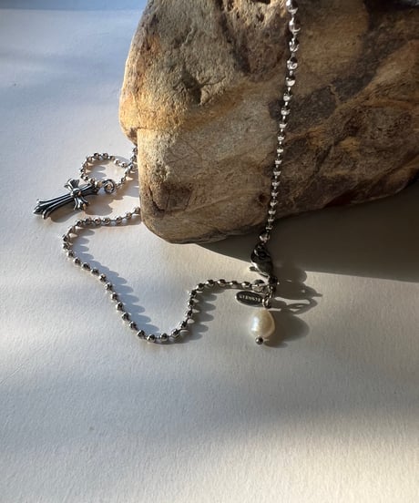 cross pearl necklace