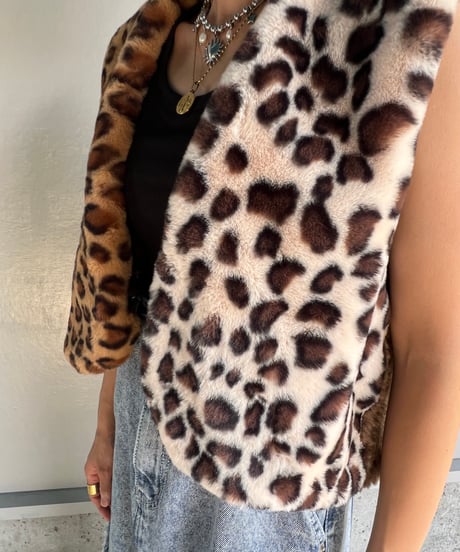 DUAL LEOPARD VEST